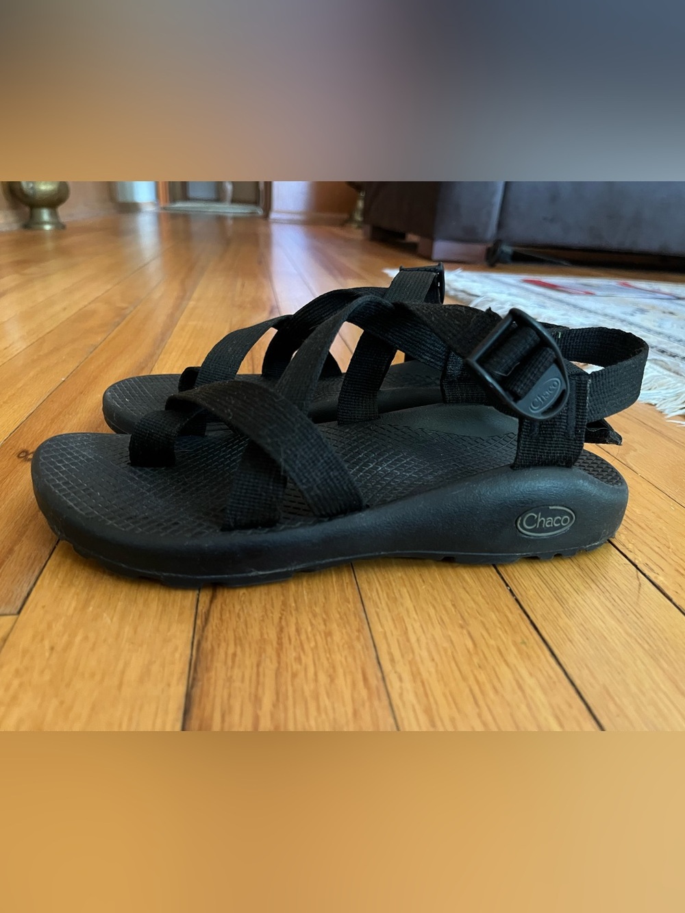 Chaco toe loop sandal